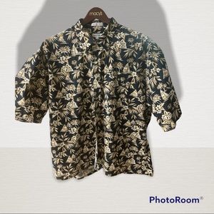Cool Pierre Cardin Short Sleeve Hawaiian 🌺